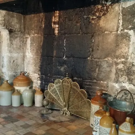Frühstückspension Les Trois Cheminees D'hotes 3*